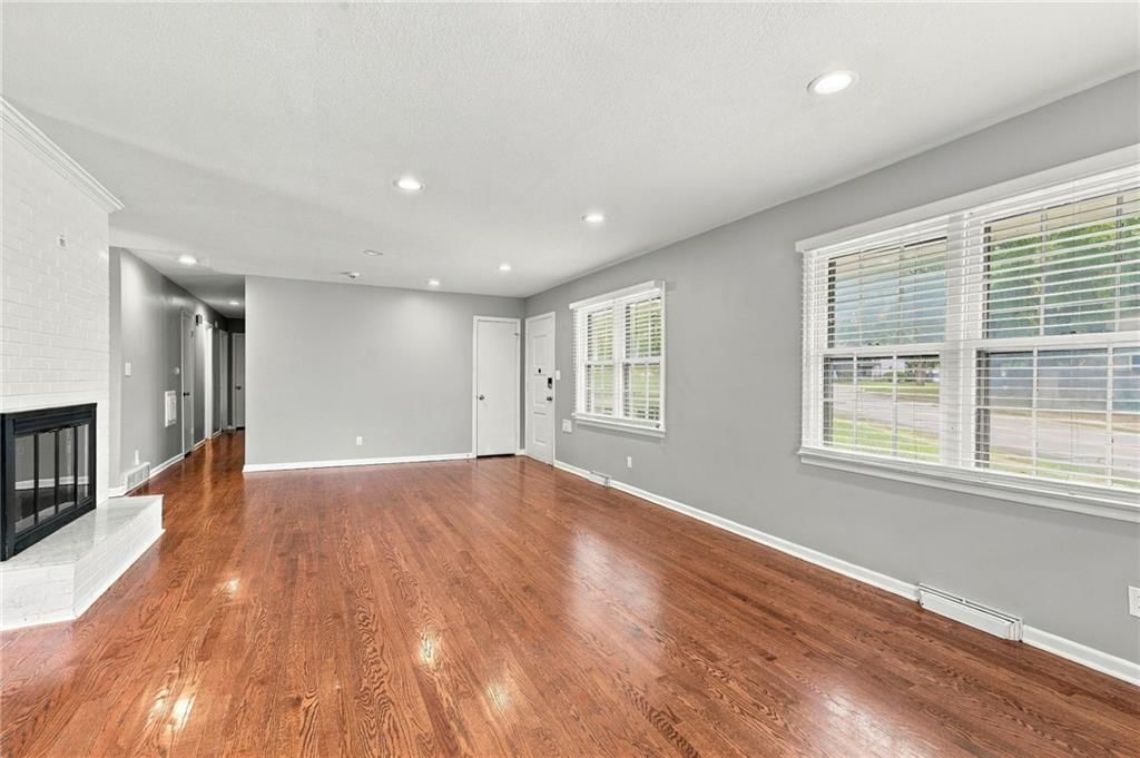 10711 W 67th Street — photo 6