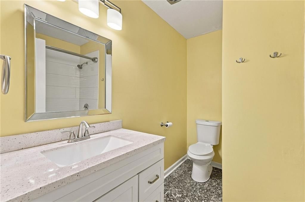 10711 W 67th Street — photo 19