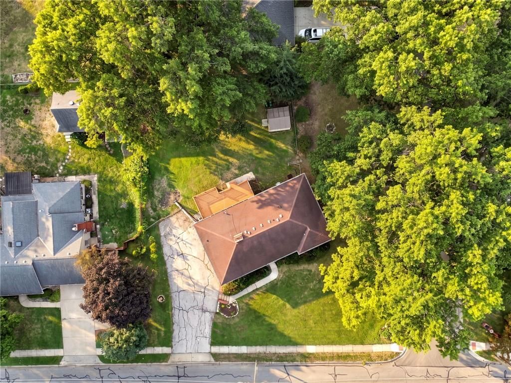 10711 W 67th Street — photo 34