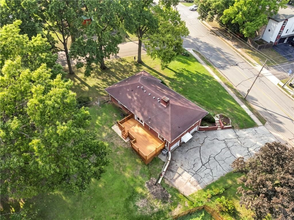 10711 W 67th Street — photo 36