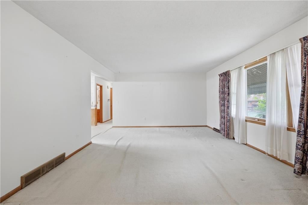 500 23rd Street — photo 3
