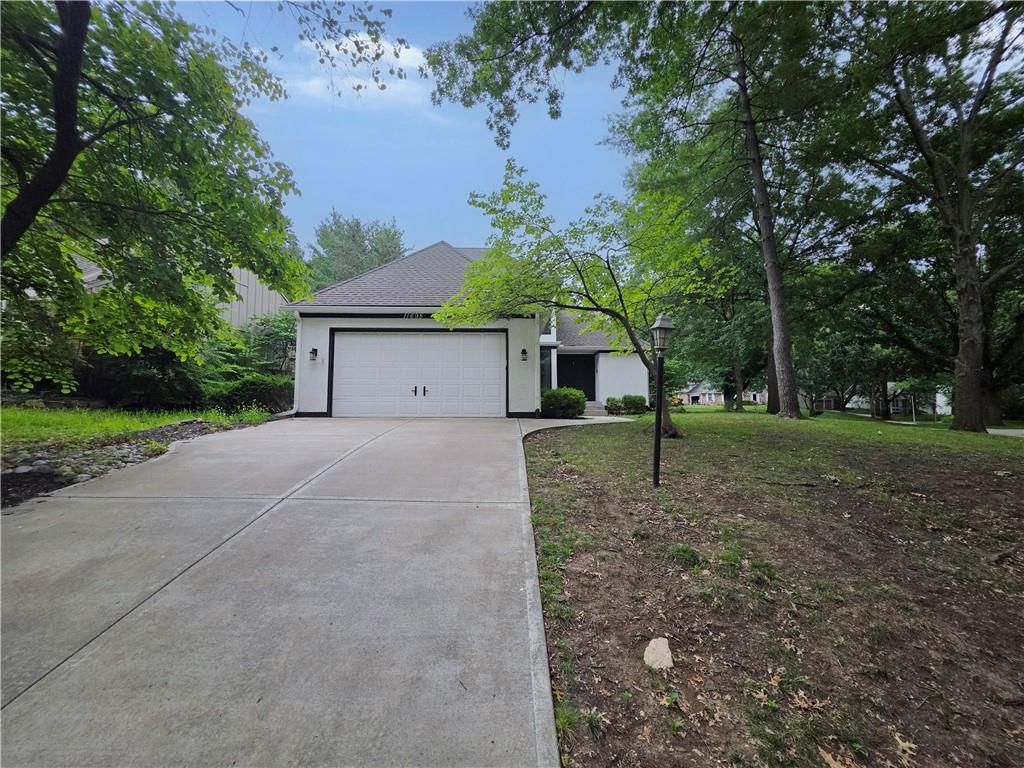 11695 Bradshaw Street — photo 2
