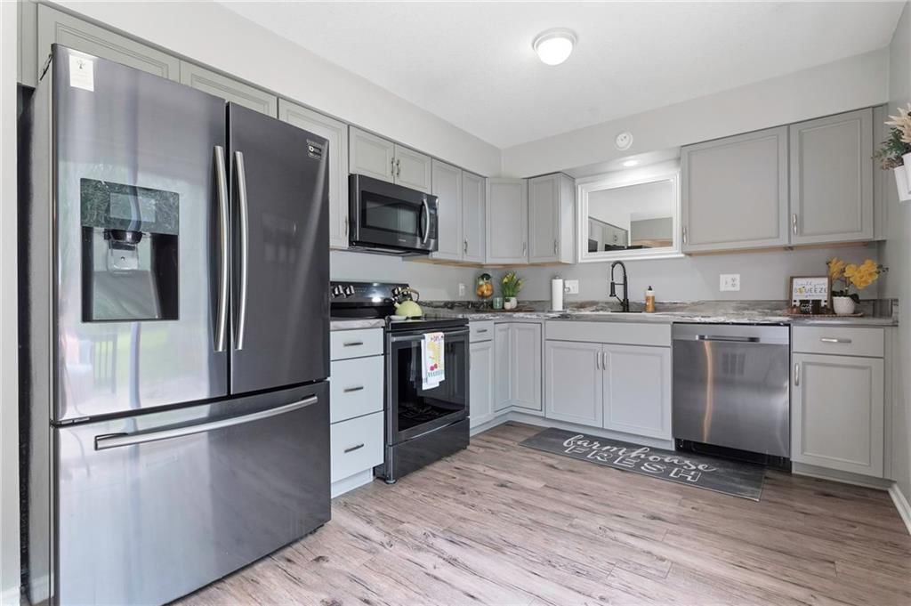 203 W Foxwood Drive — photo 8