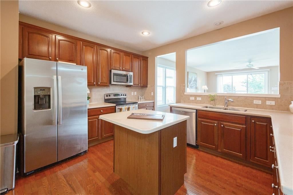 23721 W 88th Street — photo 8