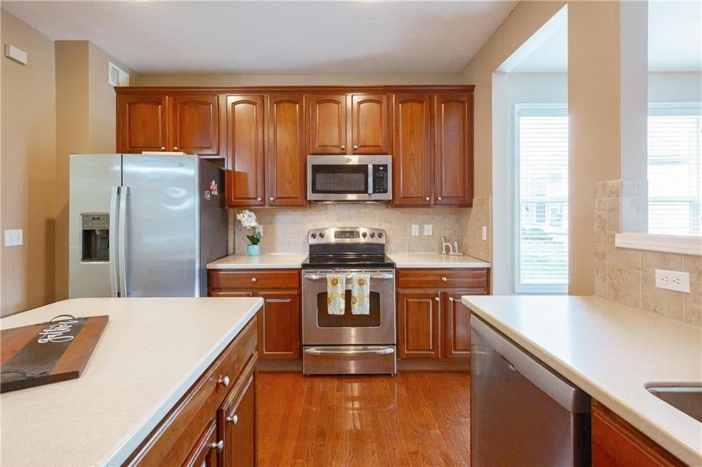 23721 W 88th Street — photo 10