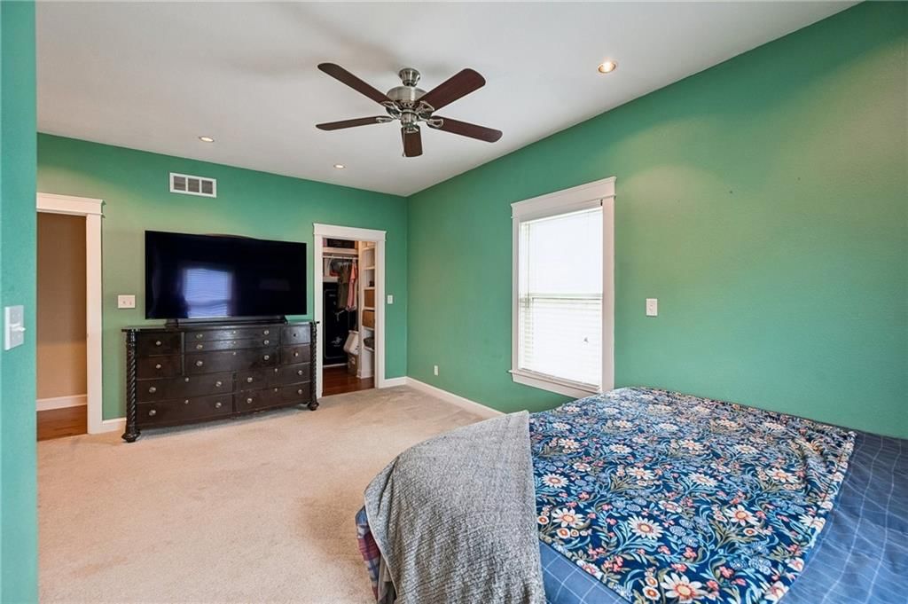 108 E Bates Street — photo 13