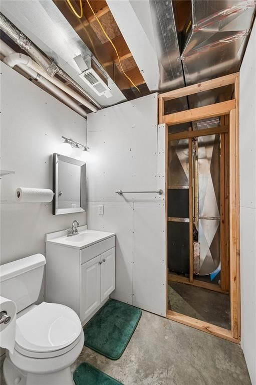 108 E Bates Street — photo 22