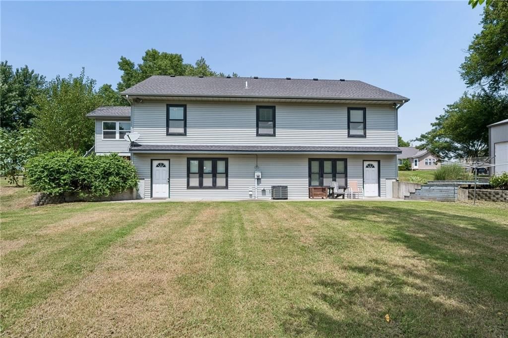 108 E Bates Street — photo 31