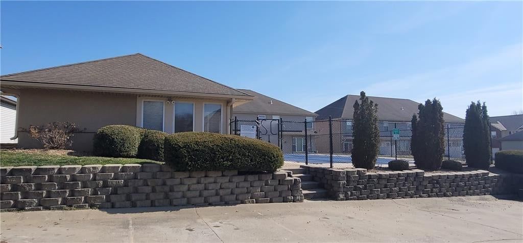 1901 Sideview Lane — photo 28