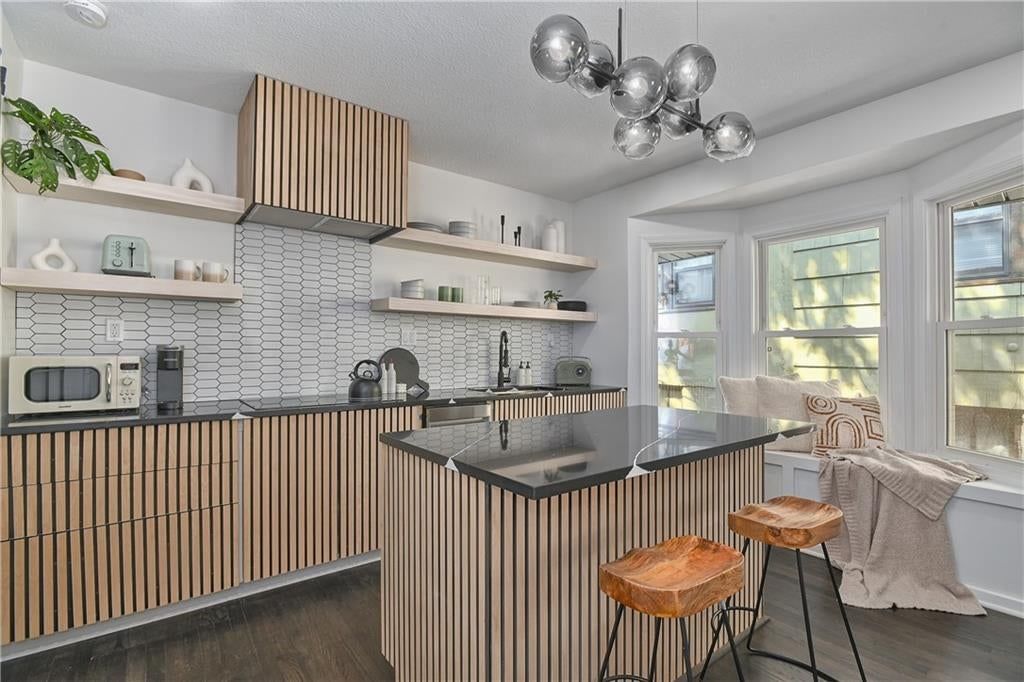 2105 W 43rd Avenue — photo 2