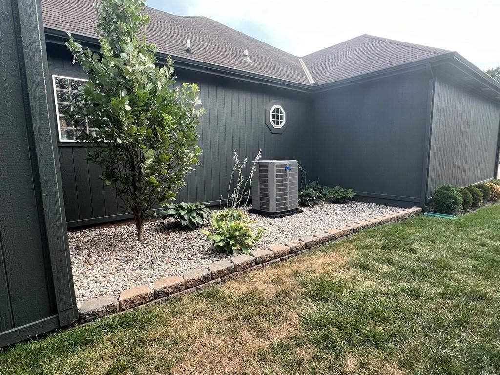 901 Chisam Road — photo 3