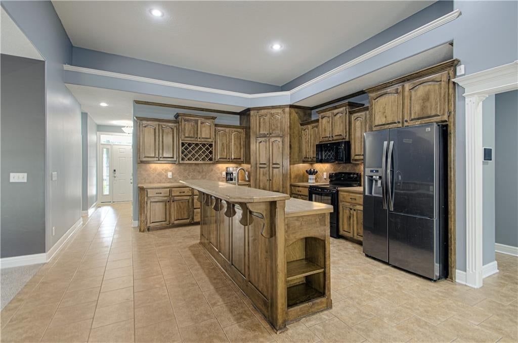 901 Chisam Road — photo 10