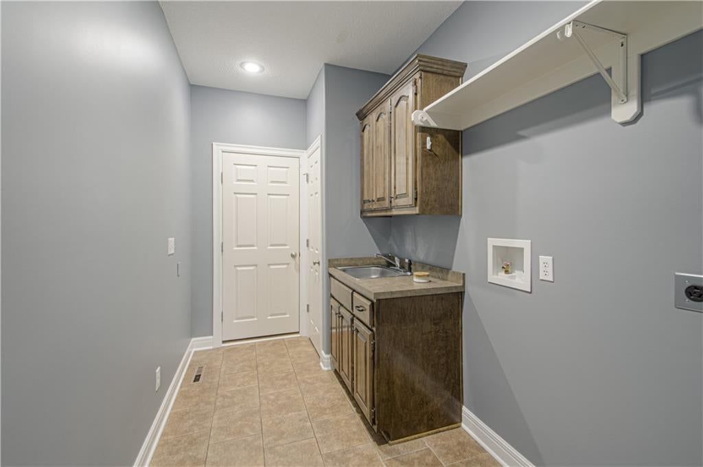 901 Chisam Road — photo 25