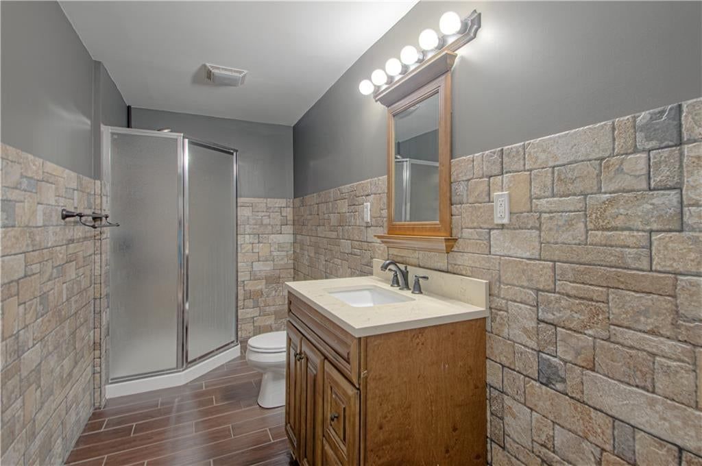 901 Chisam Road — photo 34