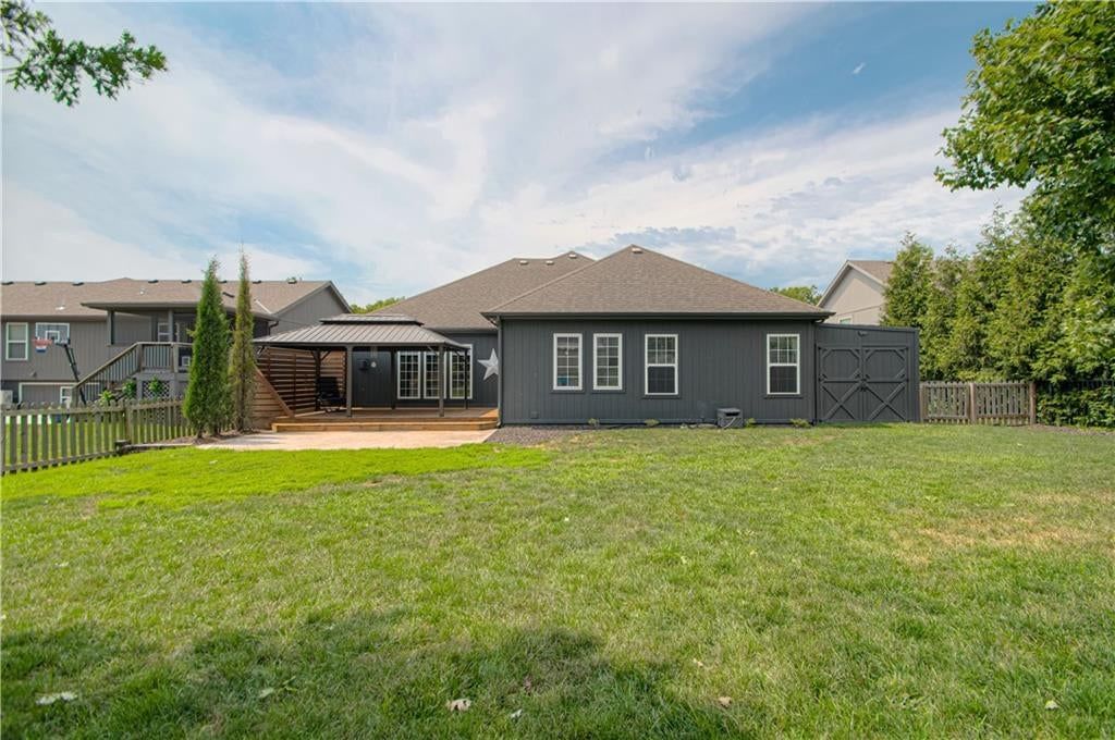 901 Chisam Road — photo 42