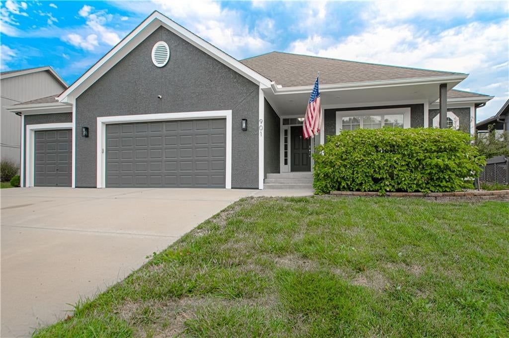 901 Chisam Road — photo 44