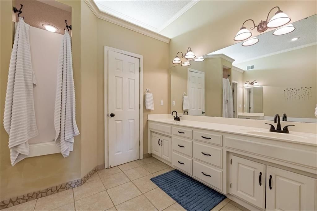 13119 S Hallet Court — photo 17
