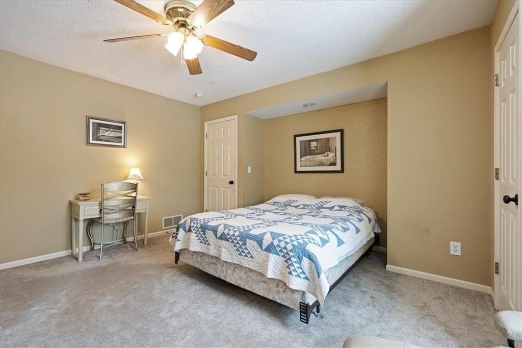 13119 S Hallet Court — photo 27