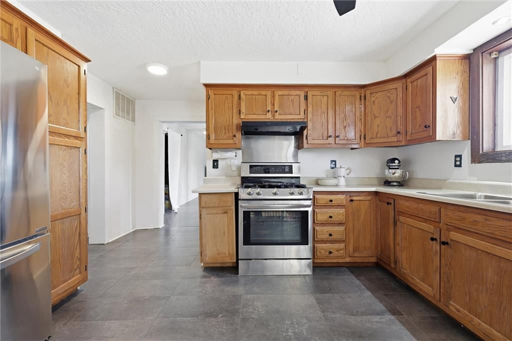 28005 W 295 Street — photo 21