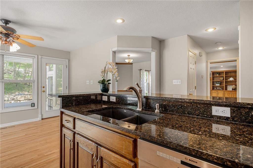 3010 S Bradford Lane — photo 29