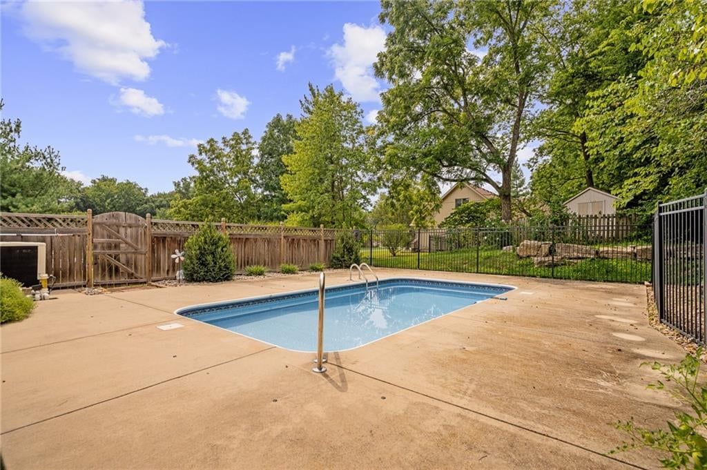 3010 S Bradford Lane — photo 66