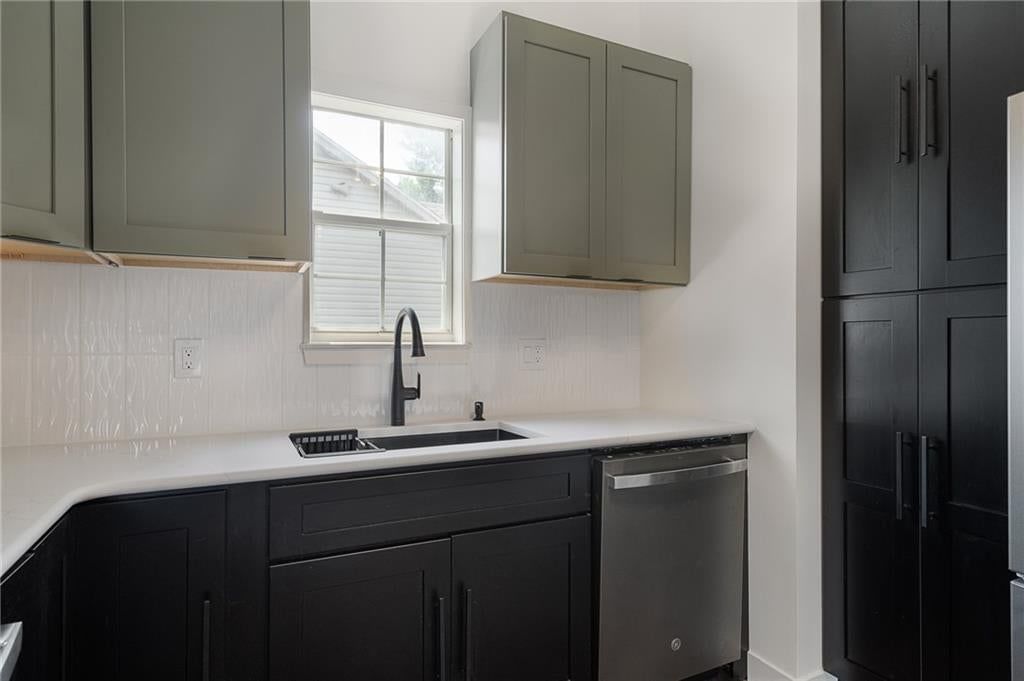 1005 SE Bridgehampton Way — photo 9