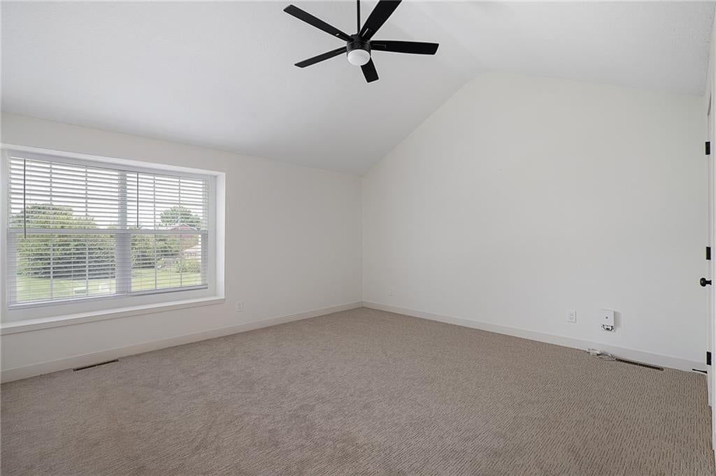 1005 SE Bridgehampton Way — photo 11