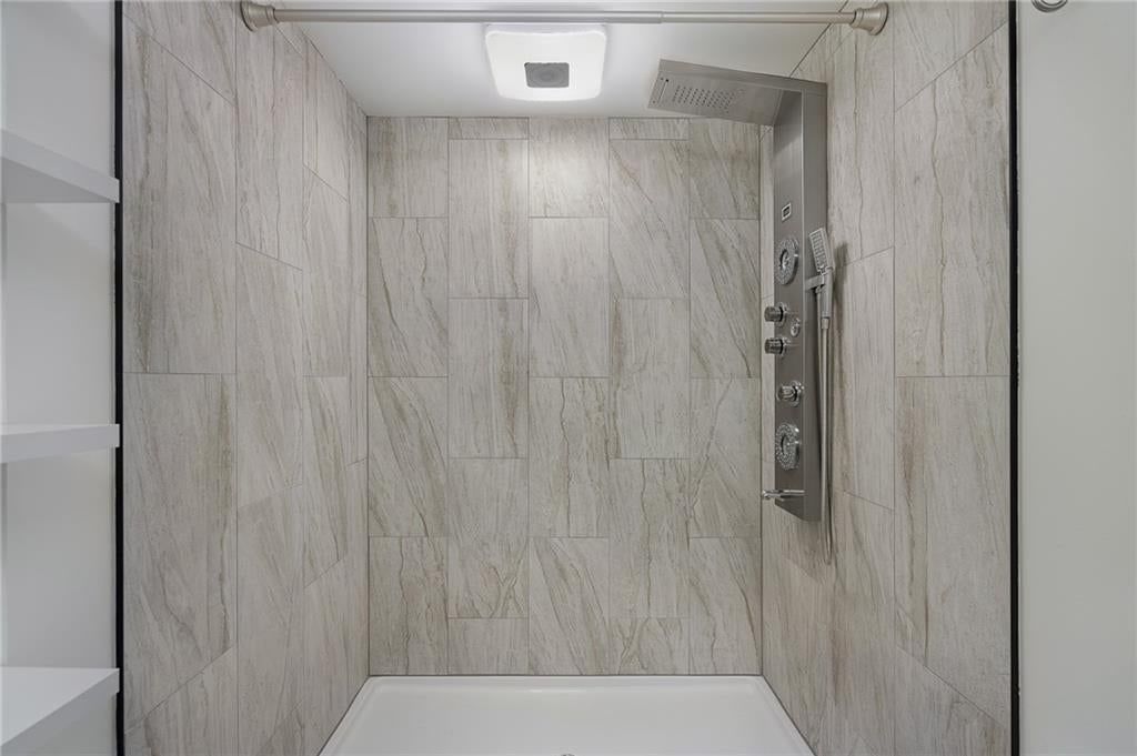 1005 SE Bridgehampton Way — photo 24