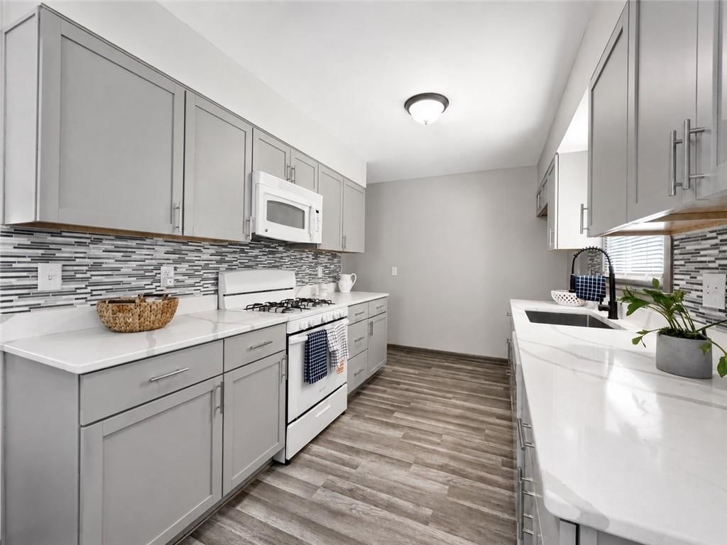 4202 N Bellefontaine Avenue — photo 5