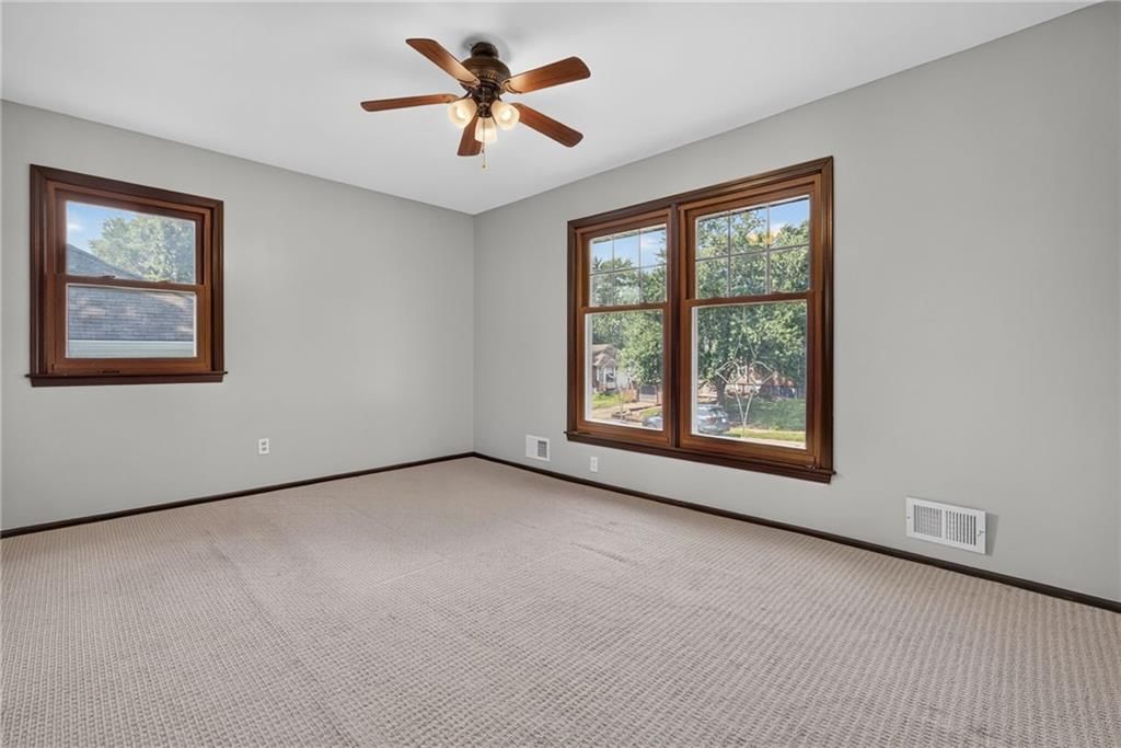 11931 Manchester Avenue — photo 20
