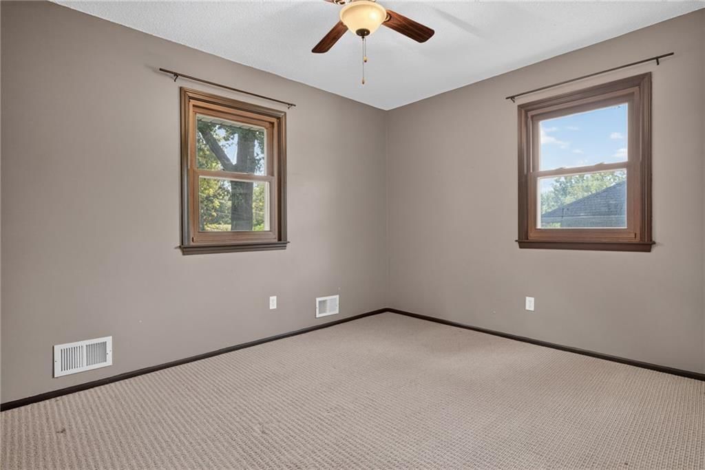 11931 Manchester Avenue — photo 26