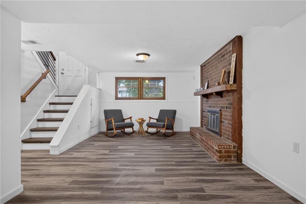 11931 Manchester Avenue — photo 27