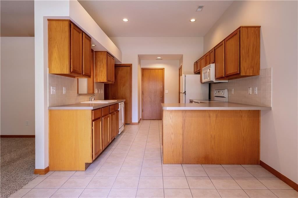 4006 Mistletoe Court — photo 7