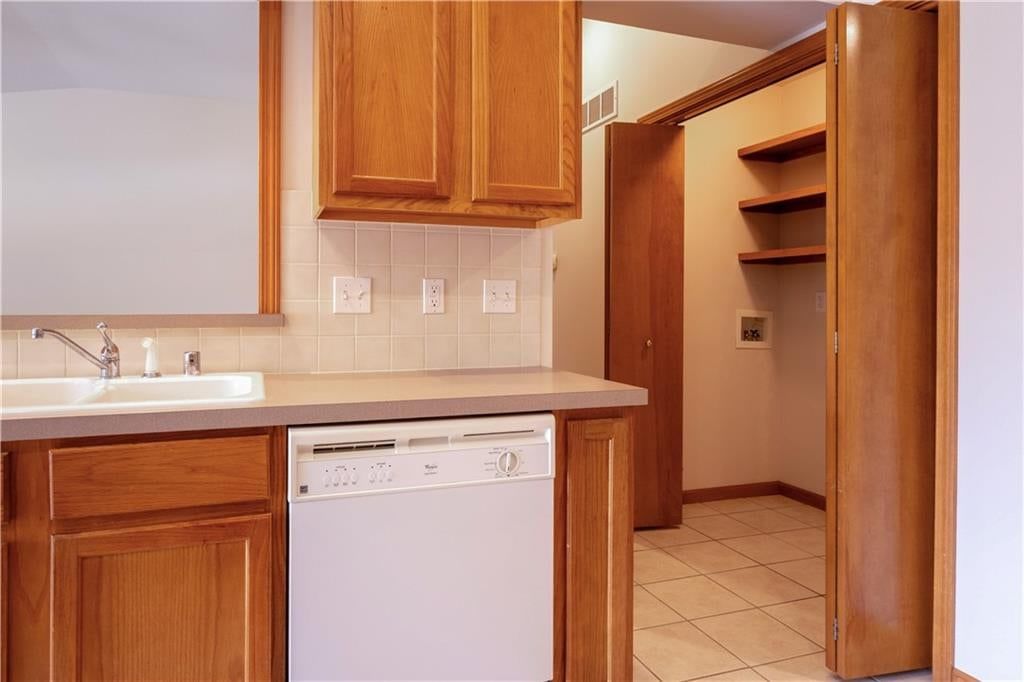 4006 Mistletoe Court — photo 10