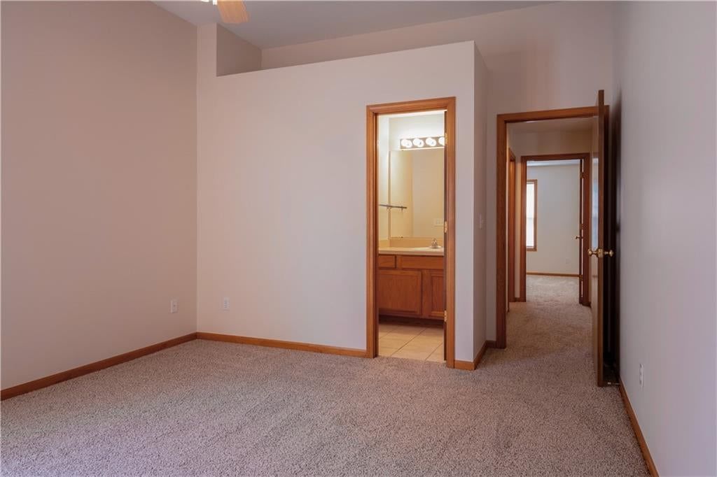 4006 Mistletoe Court — photo 12