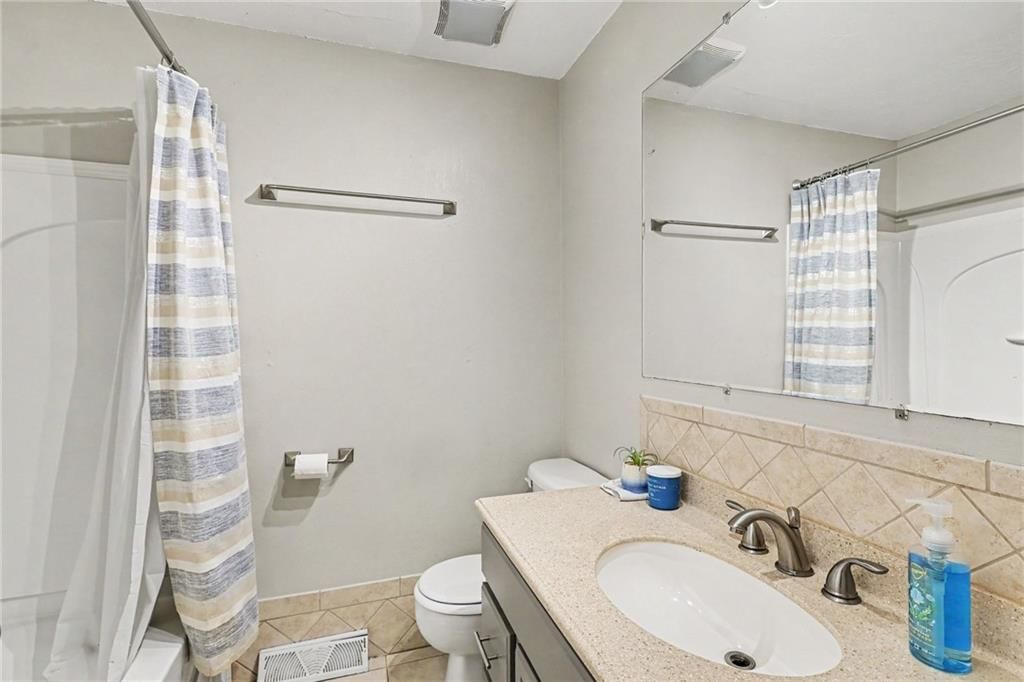 7013 N Winan Avenue — photo 11