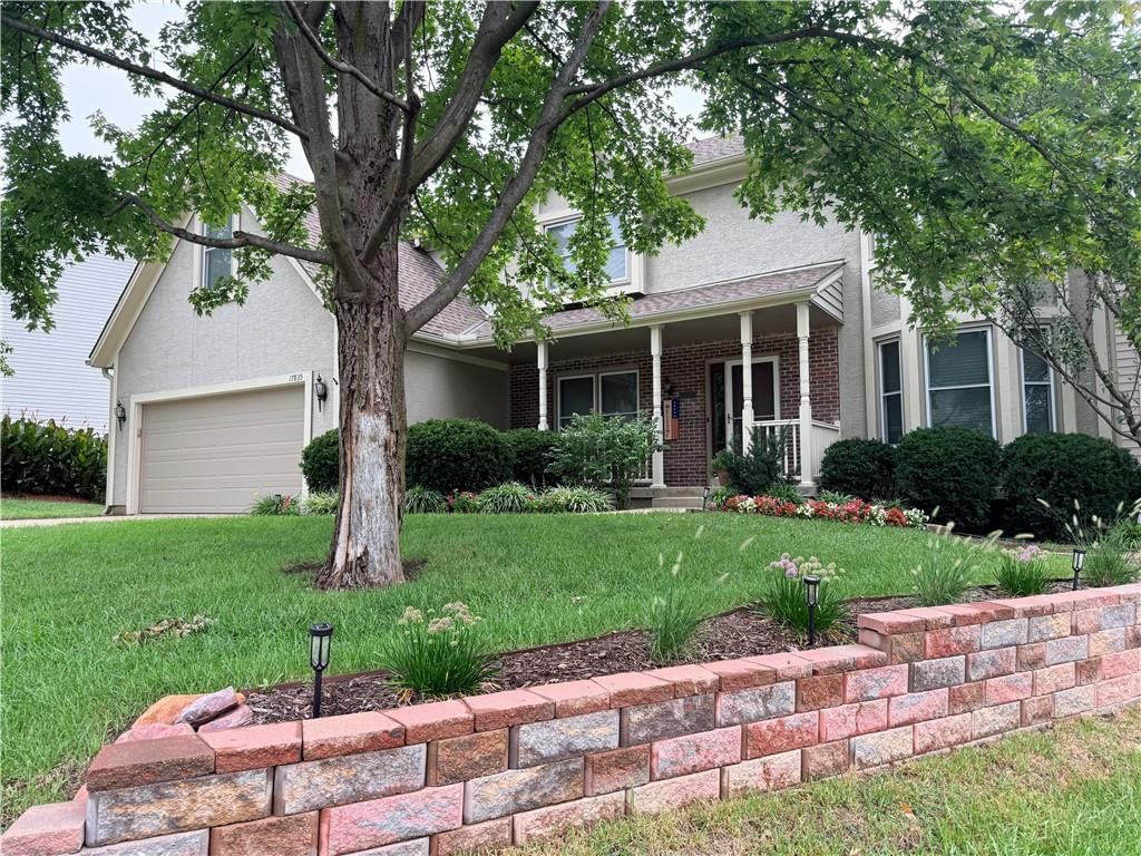 17835 W 69th Street — photo 3