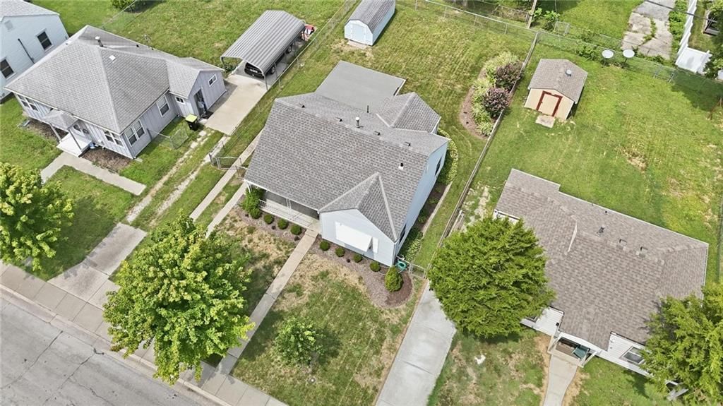 1412 E 23rd Avenue — photo 35