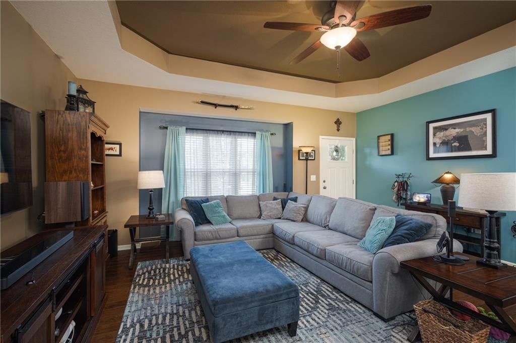 627 Oakmont Drive — photo 11