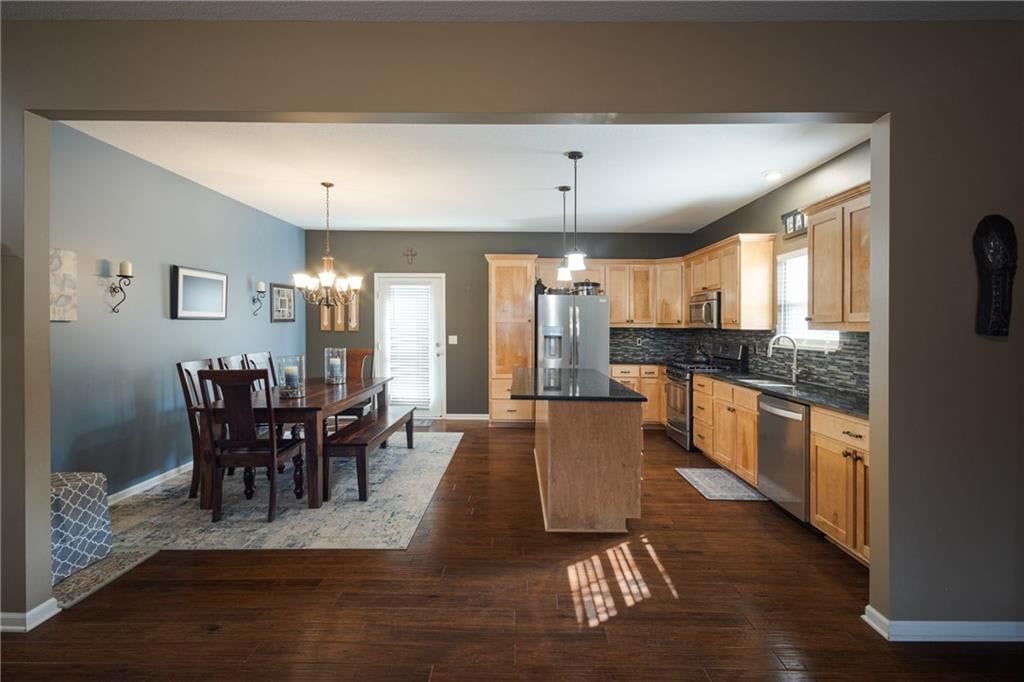 627 Oakmont Drive — photo 14