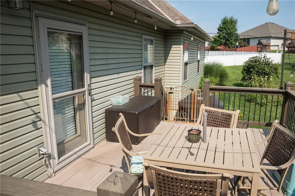 627 Oakmont Drive — photo 40