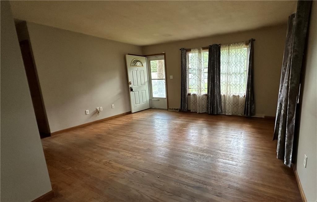 8404 Booth Avenue — photo 4