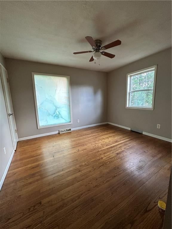 8404 Booth Avenue — photo 8
