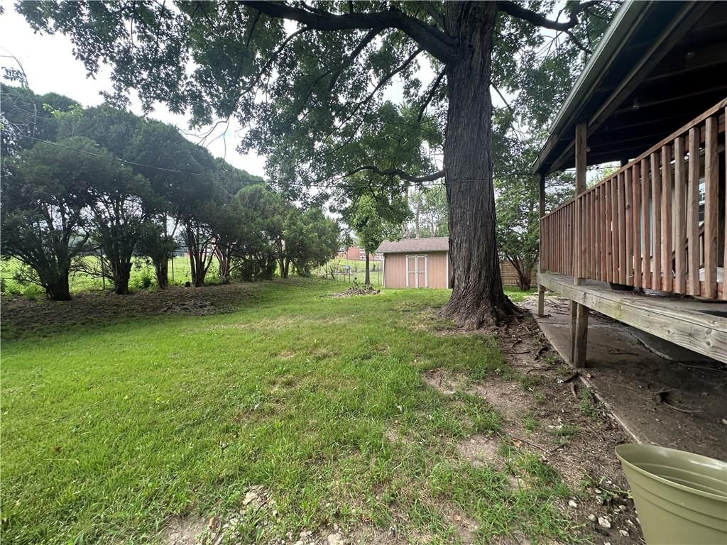 8404 Booth Avenue — photo 9