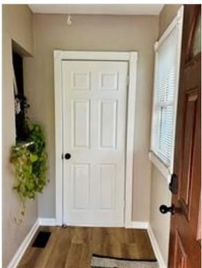 516 Linn Street — photo 2
