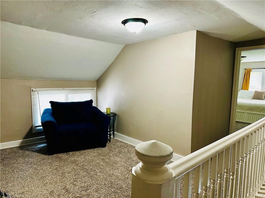 516 Linn Street — photo 16