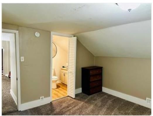 516 Linn Street — photo 17