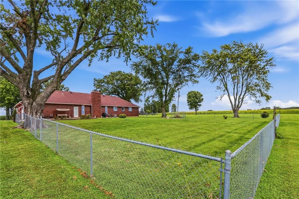 34301 E State Route 2 Highway — photo 26