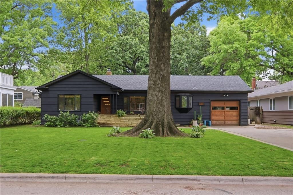 1506 University Drive — photo 3