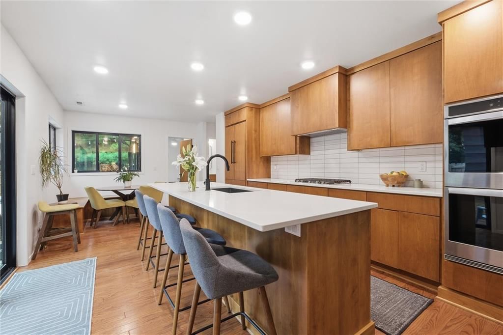 1506 University Drive — photo 11